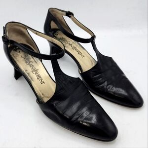 YVES SAINT LAURENT VINTAGE LEATHER T-STRAP ALMOND TOE MARY JANE SHOES BLACK 7.5